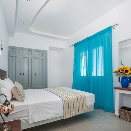 Petini'S Place Fira  Dış mekan fotoğraf